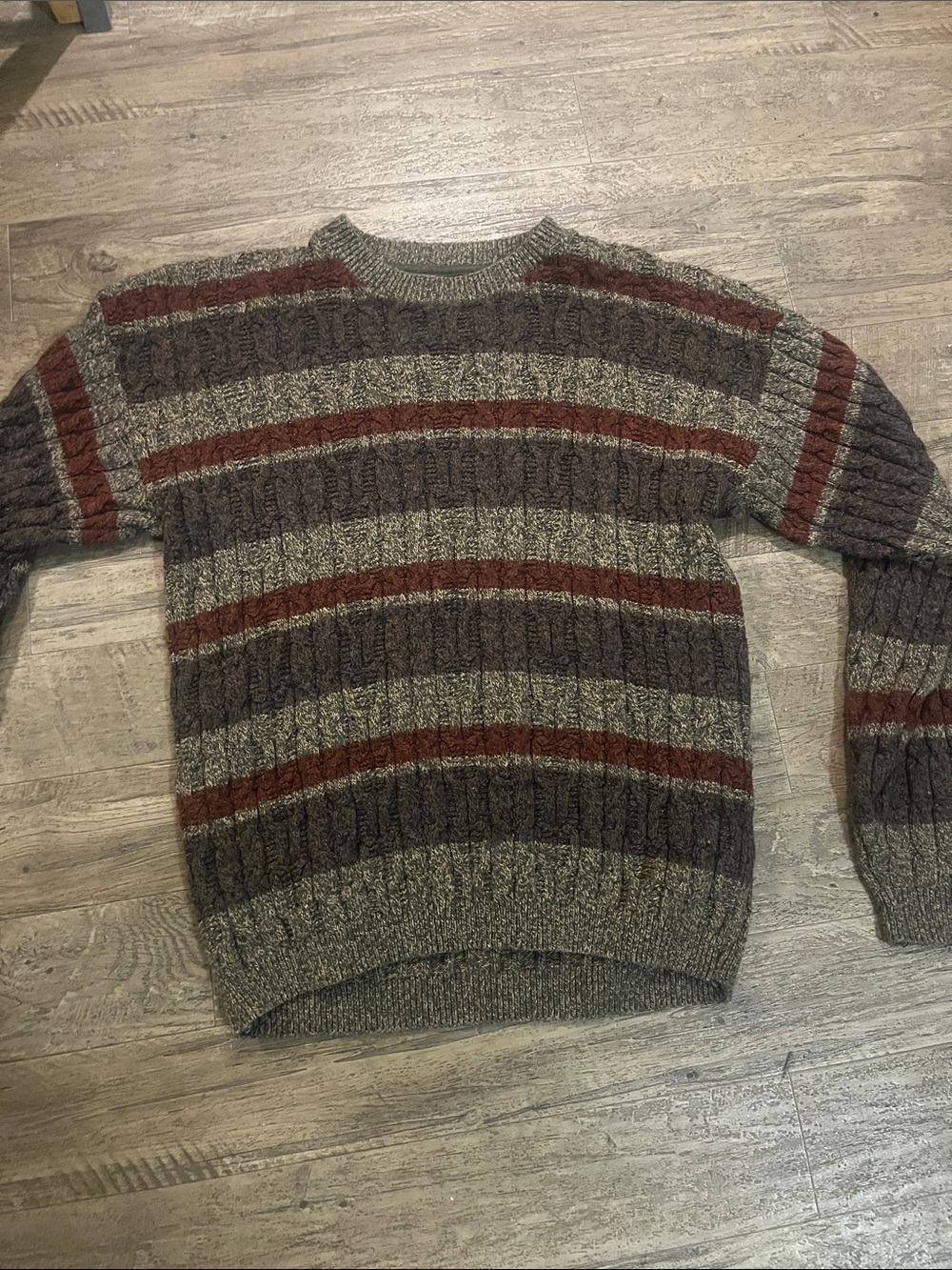 Bass Men’s sweater